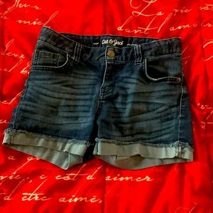 Girls super stretch cat and Jack size 10/12 Jean shorts